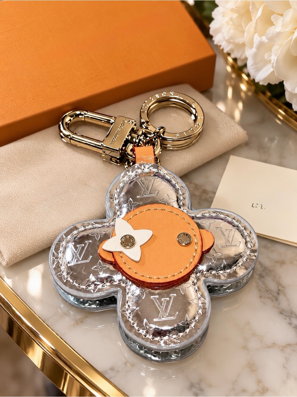 Keychain flower silver keychain